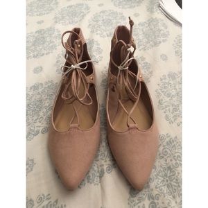 ❌⭕️❌⭕️brand new tie up flats.